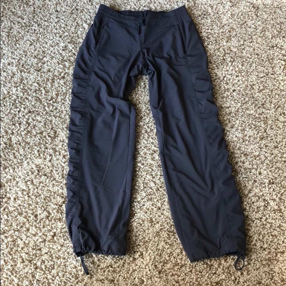 Athleta Pants Size 4